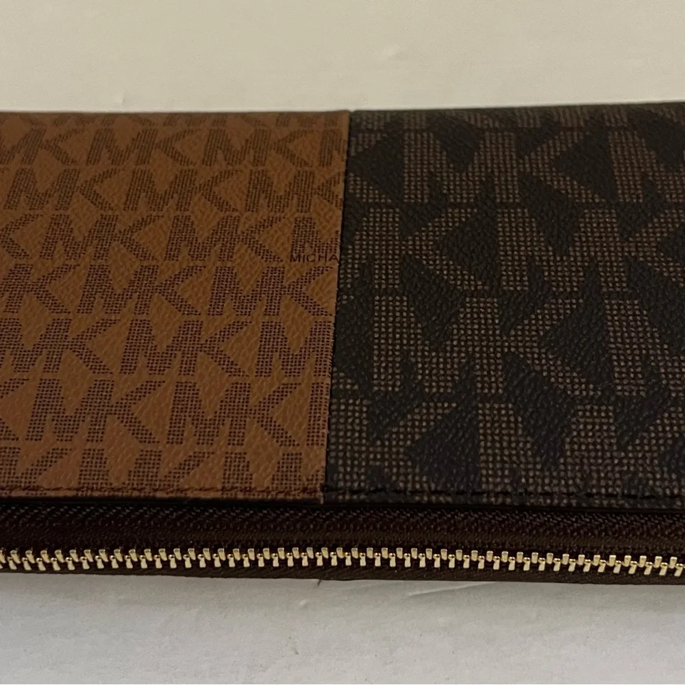 Michael Kors Two-Tone Women’s Wallet in Brown - Picture 14 of 16